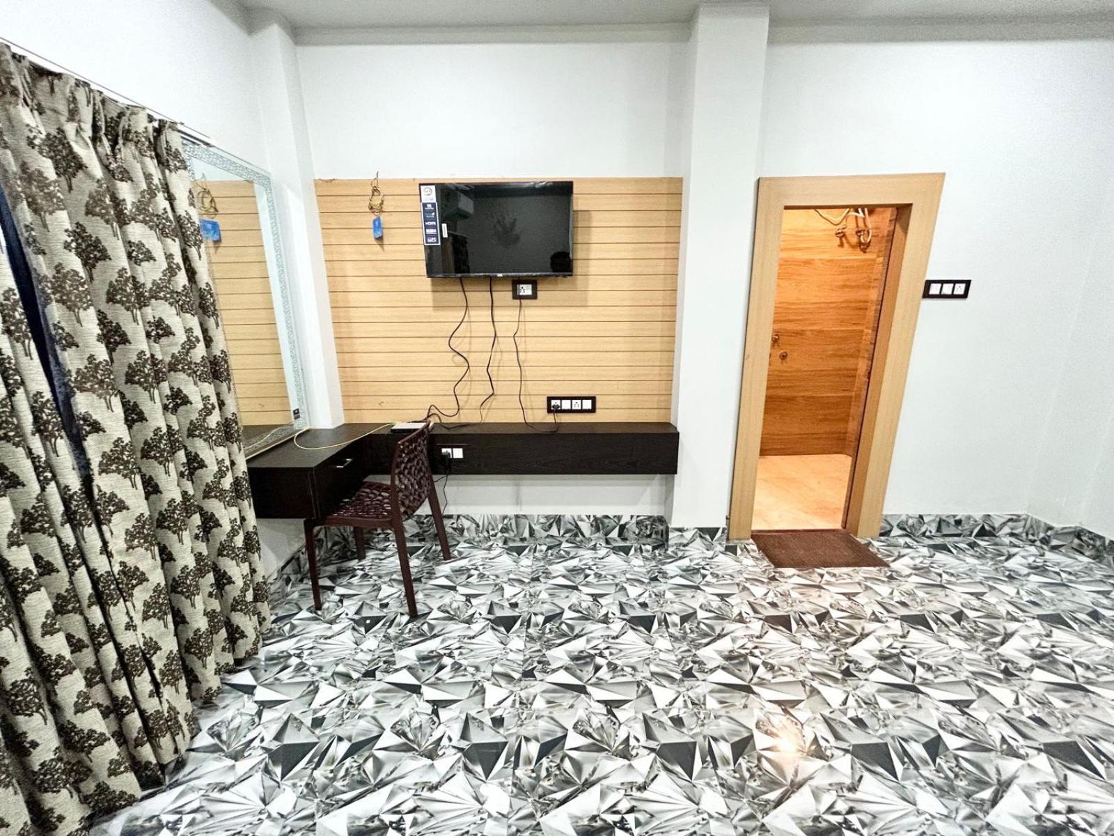 Palli Bangla Resort, Near Ruby Hospital, Anandapur Kalkuta Zewnętrze zdjęcie